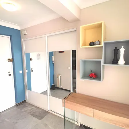 Cap D'antibes Piscine Et * Antibes