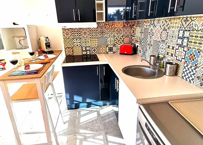 Cap D'antibes Piscine Et * Antibes